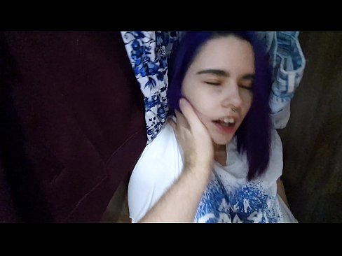 ❤️ Našel jsem svou sestru ve skříni a pomohl jí udělat se ️ Jen porno u nás ❌️